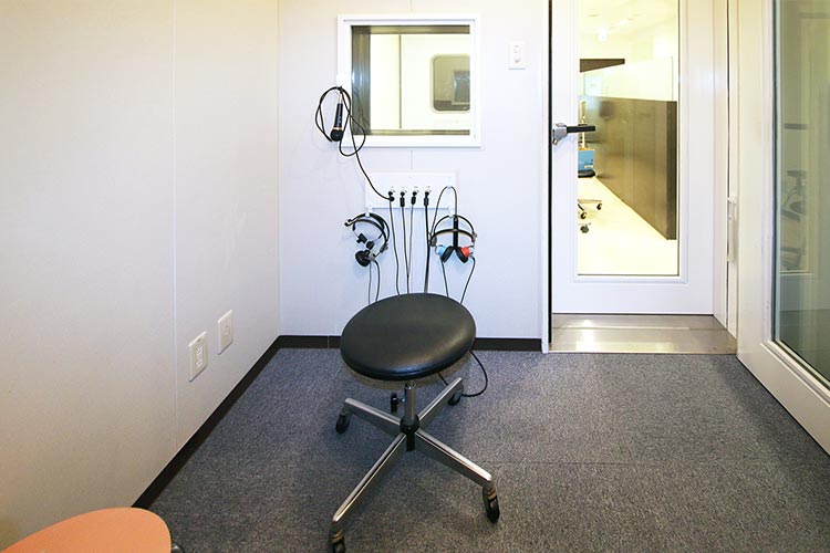 防音聴覚検査室